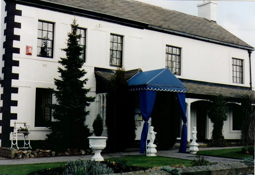 Hatlex House